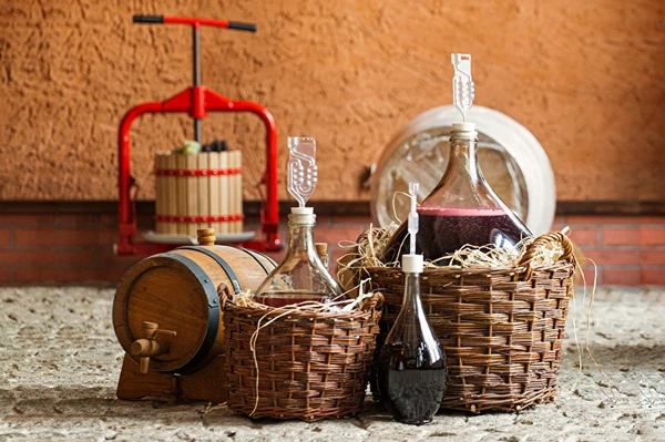 Como fazer vinho passo a passo?