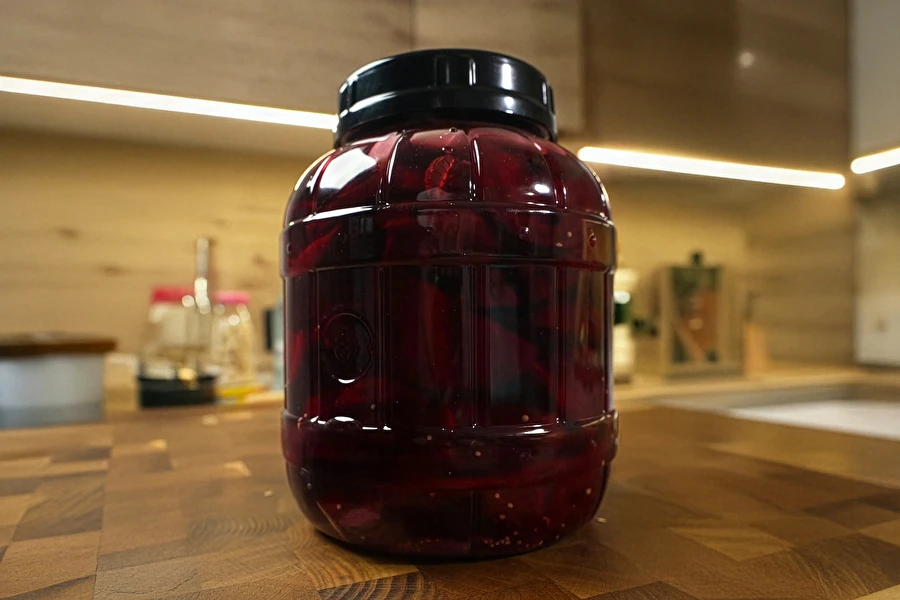 Salmoura fermentada de beterraba
